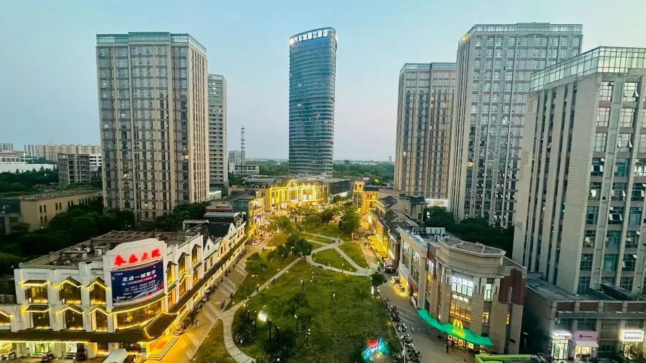 瑞立·萬立城商業(yè)街 榮獲上海嘉定區(qū)首批“活力街區(qū)”稱號